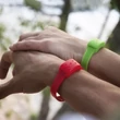 Kép 5/12 - Citronella szúnyogriasztó karkötő - Innovagoods