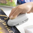 Kép 3/13 - Elektromos zacskólezáró vágóval és akasztóval - Innovagoods