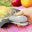 Kép 9/13 - Elektromos zacskólezáró vágóval és akasztóval - Innovagoods