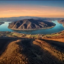 Berepülés a Dunakanyar kapuján